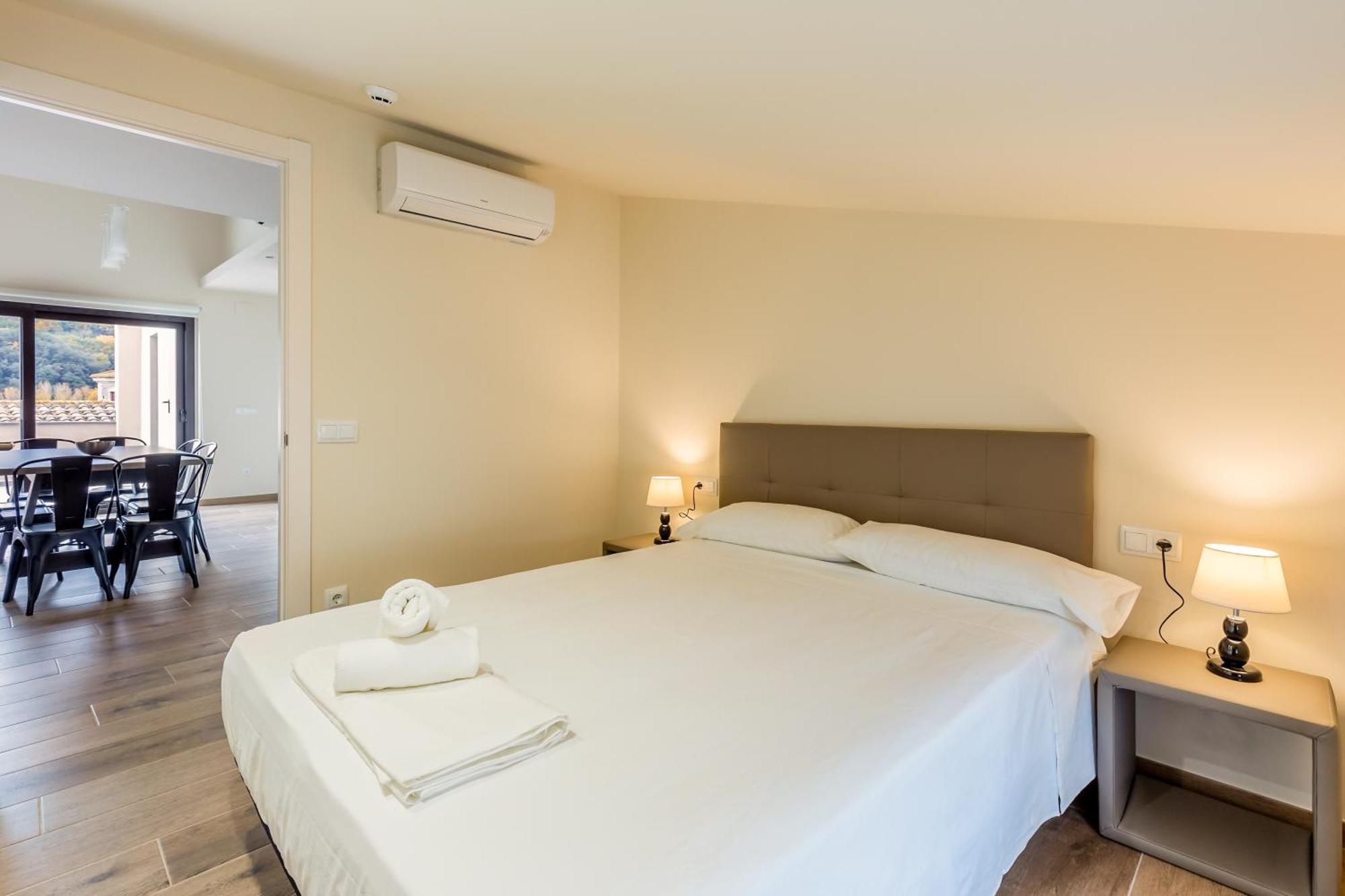 Besalú 3 modern apt w terrace y great views ac Exterior foto